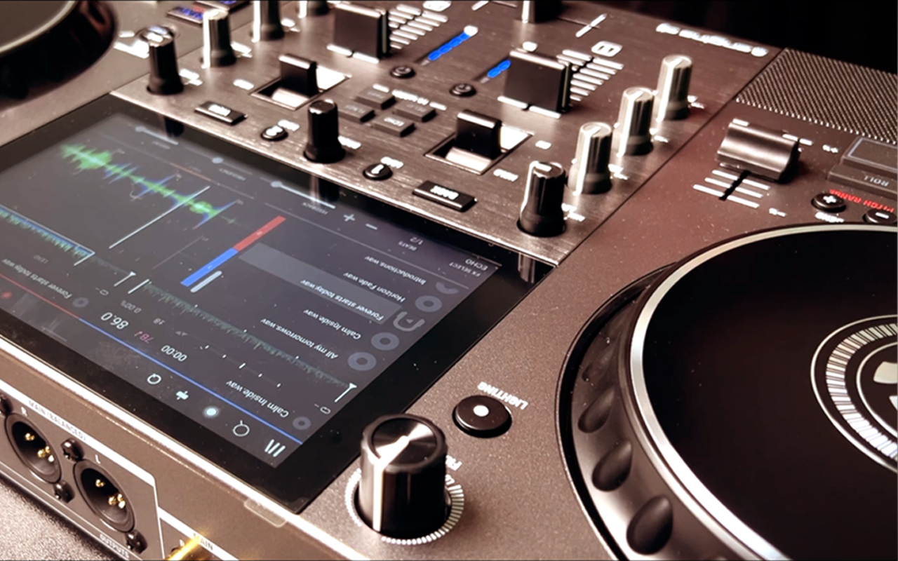 DJ set with AI-generated music